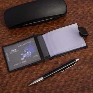 Etui skórzane na dokumenty karty wizytownik RFiD Beltimore czarne C86 |  krateczka.pl