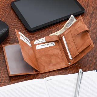Camel klasyczny portfel pionowy Bag Street skórzany- Krateczka.pl