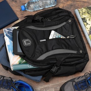 Czarny plecak sportowy miejski trekkingowy wytrzymały - krateczka.pl