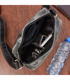 Czarna skórzana torba męska, mała torba na ramię - krateczka.pl